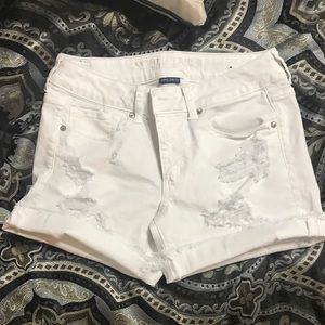 White AE destroyed Midi Shorts!