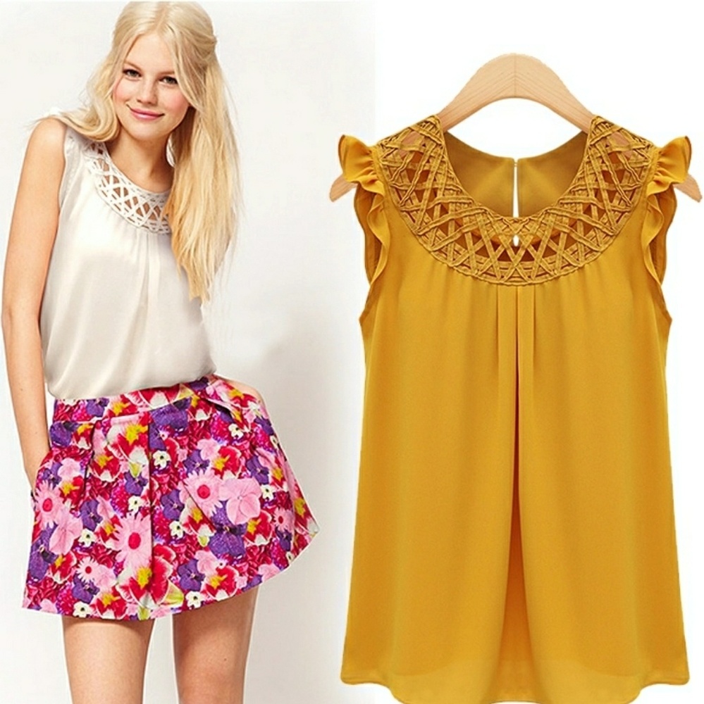 Cute Flowy Blouse (2 colors available)
