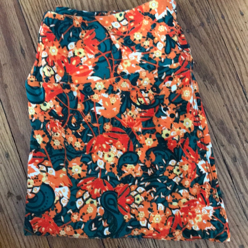 LuLaRoe OS leggings, brand new!