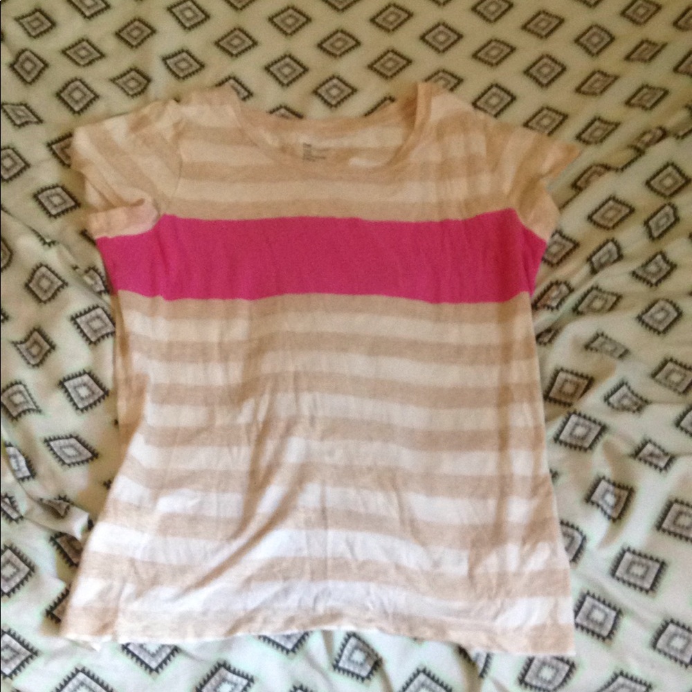 Gap t-shirt