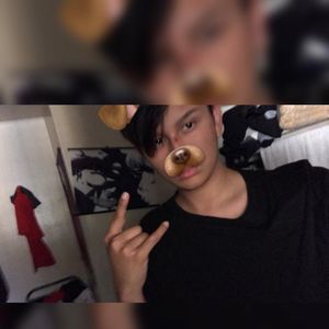 Meet your Posher, Gil