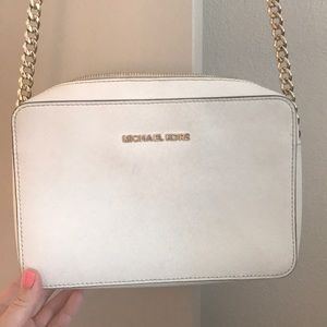 White Michael Kors Crossbody