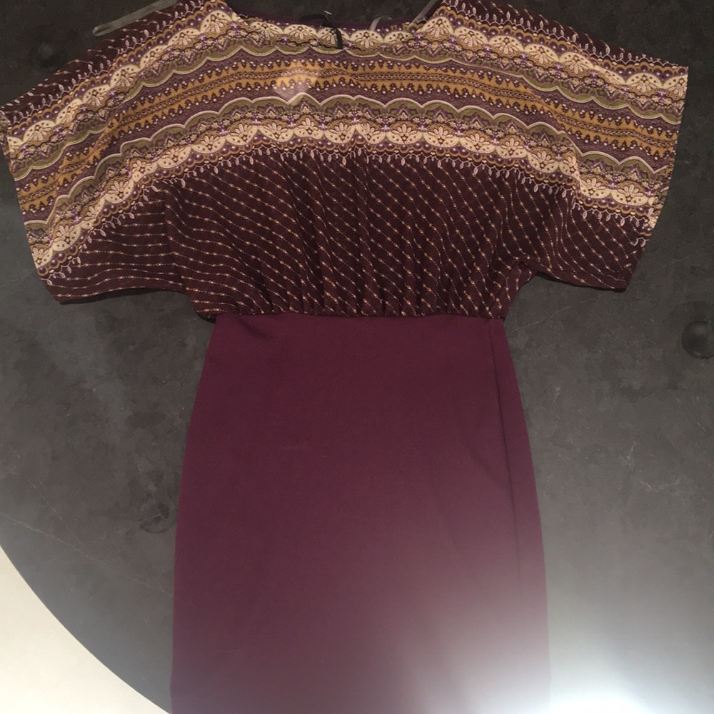 NWT! Form fitting bottom and flowy top dress