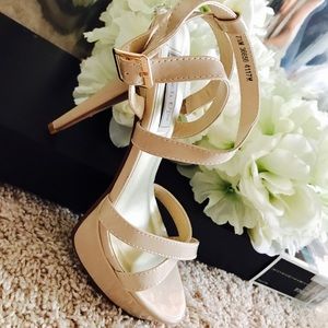 Nude strappy platform sandal