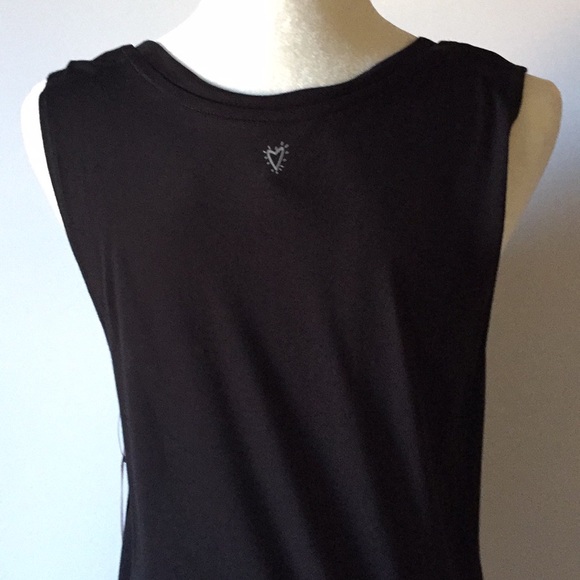 NWT Betsey Johnson Performance Love Muscle Tee - Picture 6 of 8