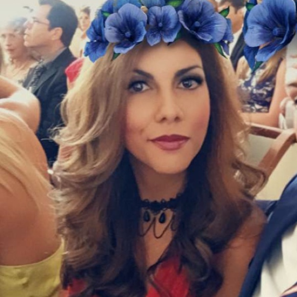 Meet your Posher, Leslie