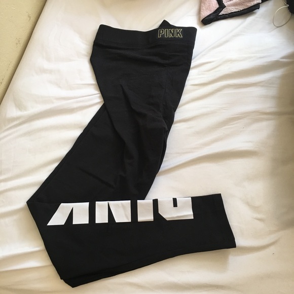 ⭐️Last one⭐️ Victoria's Secret pink cotton legging - Picture 3 of 5