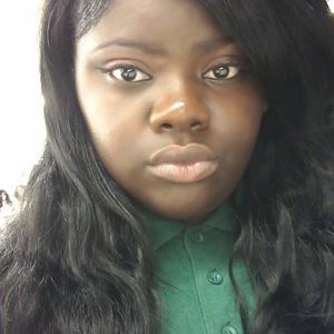 Meet your Posher, Alexis