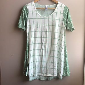 💁Lularoe extra small green perfect tee