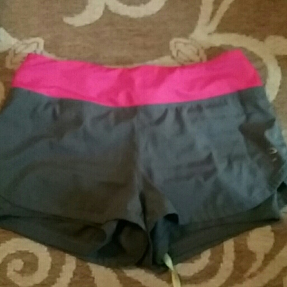 Running shorts