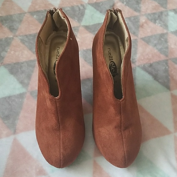 Rue 21 Brown Heel Booties - Picture 2 of 3