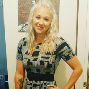 Meet your Posher, Dawna