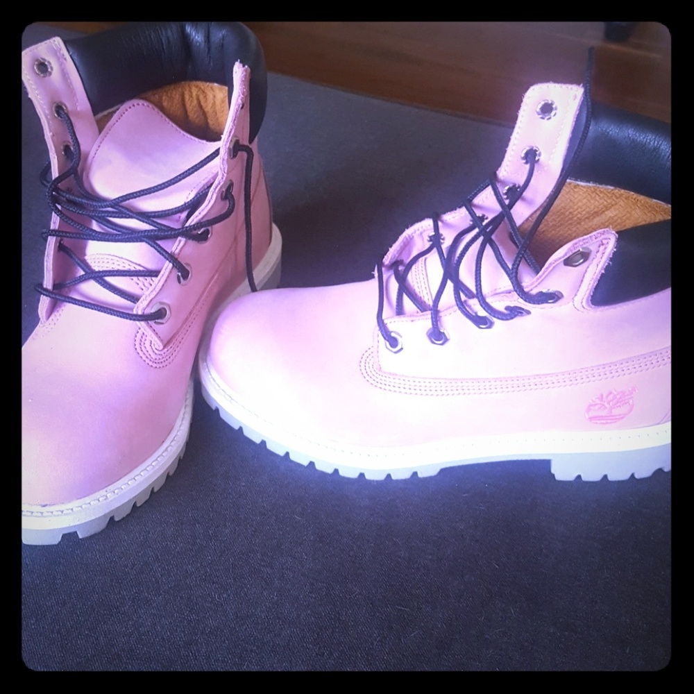 Custom timberlands never worn