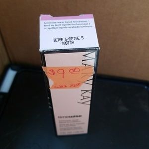 Matte-Wear Foundation