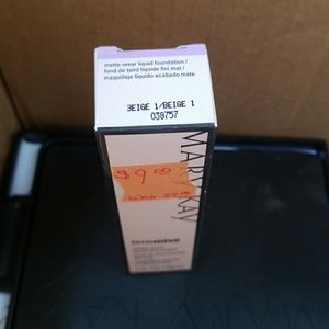 Matte-Wear Foundation