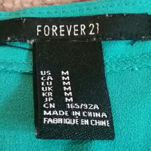 Flowy button down back top - Picture 2 of 3