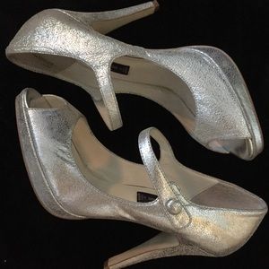 Steve Madden - Silver Fleck - MaryJane Pump