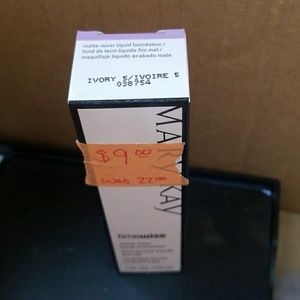 Matte-Wear Foundation