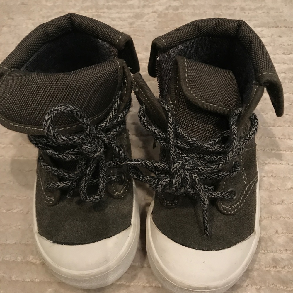 Boys' Zara Size 20 Shoes - Suede & Canvas Like New