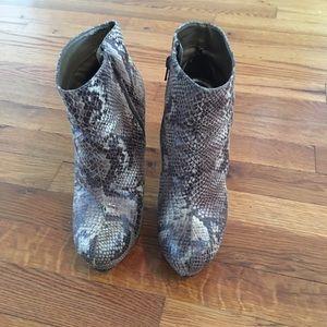 Mossimo snake skin heel boots