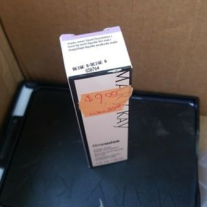 Matte-Wear Foundation