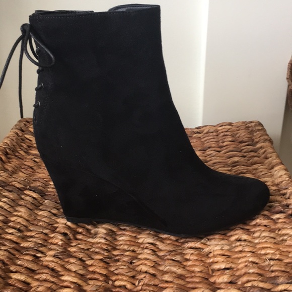 2 Lips Too Shoes - Amazing lace back 3 1/2" wedge heel black booties
