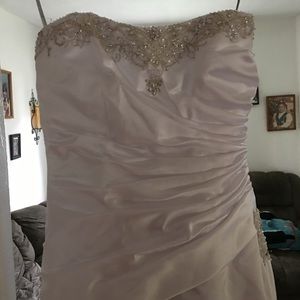 Maggie Sottero J1209 wedding dress size 12