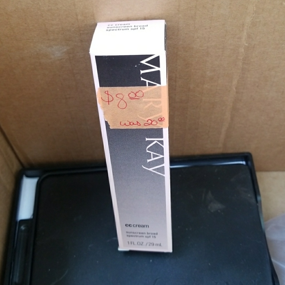 CC Cream Mary Kay