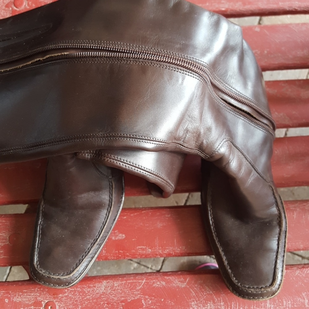 Boots - Picture 3 of 3