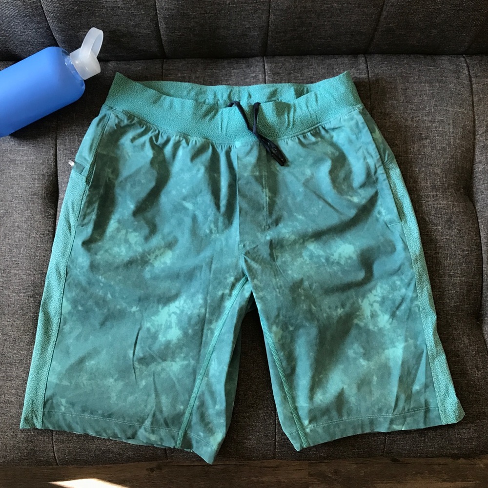 Lululemon Shortss