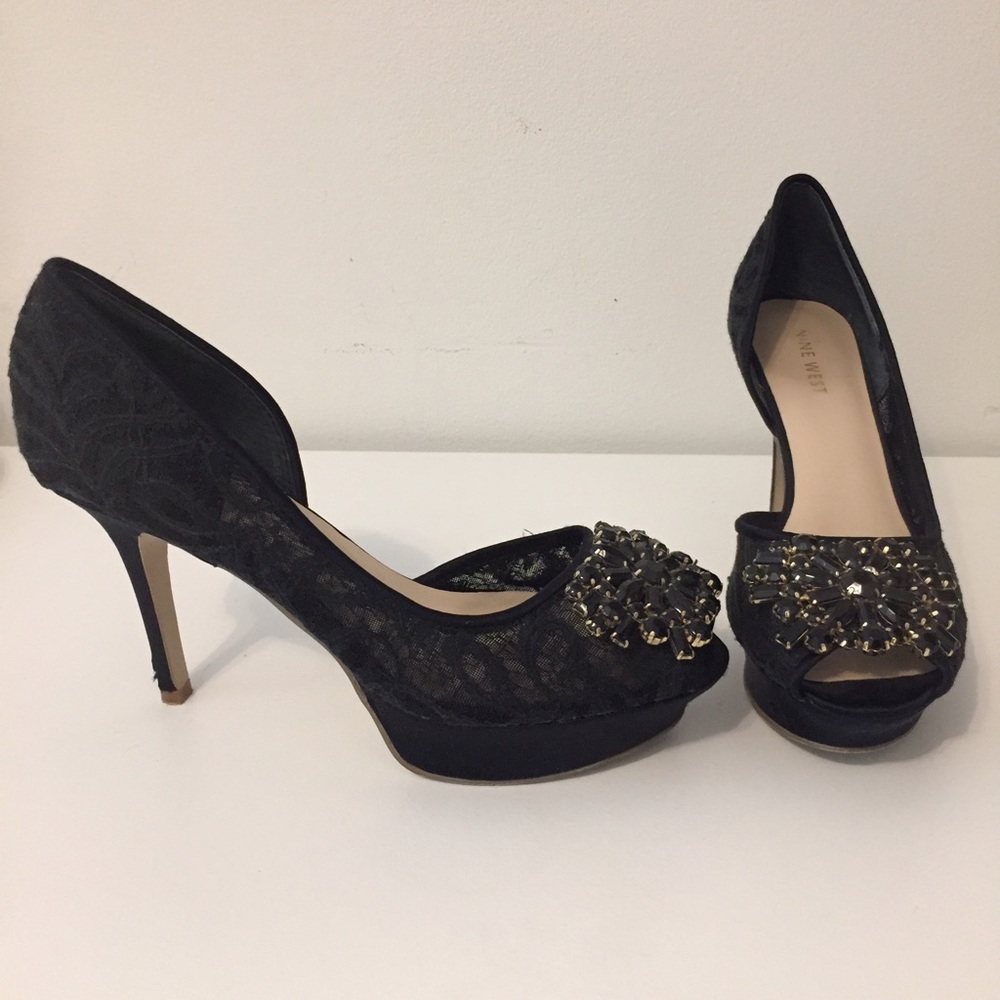 Black Nine West heels with lace