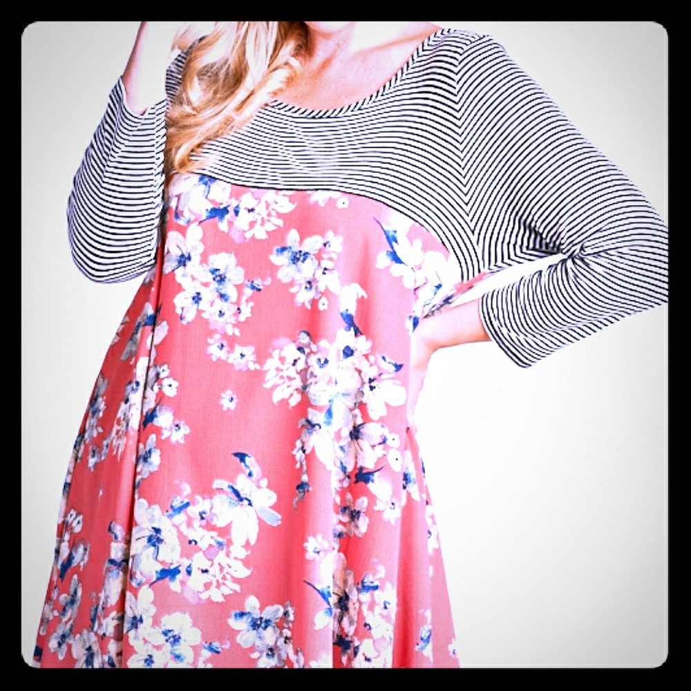 Womens Plus Boutique Floral Tunic