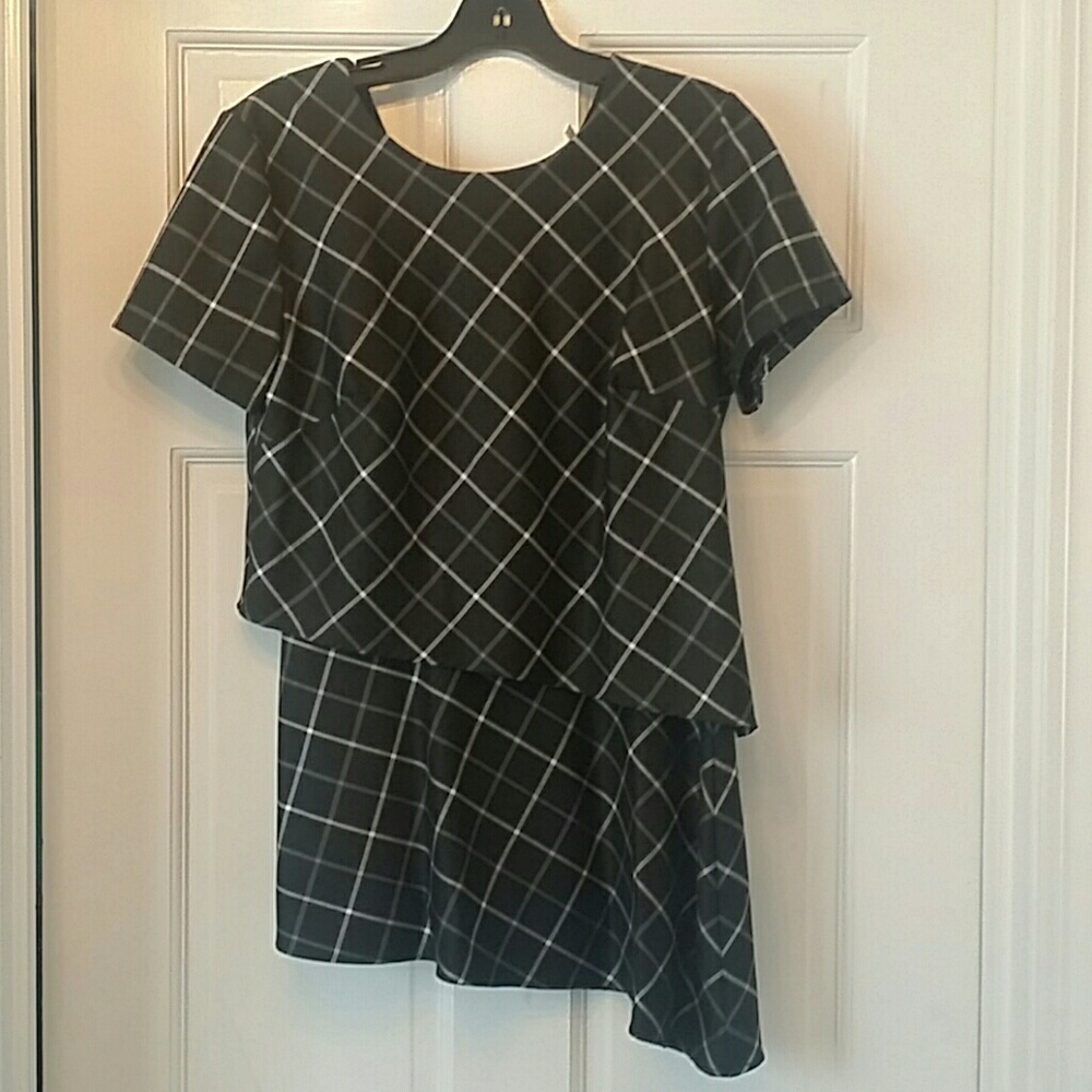 Bailey 44 Top