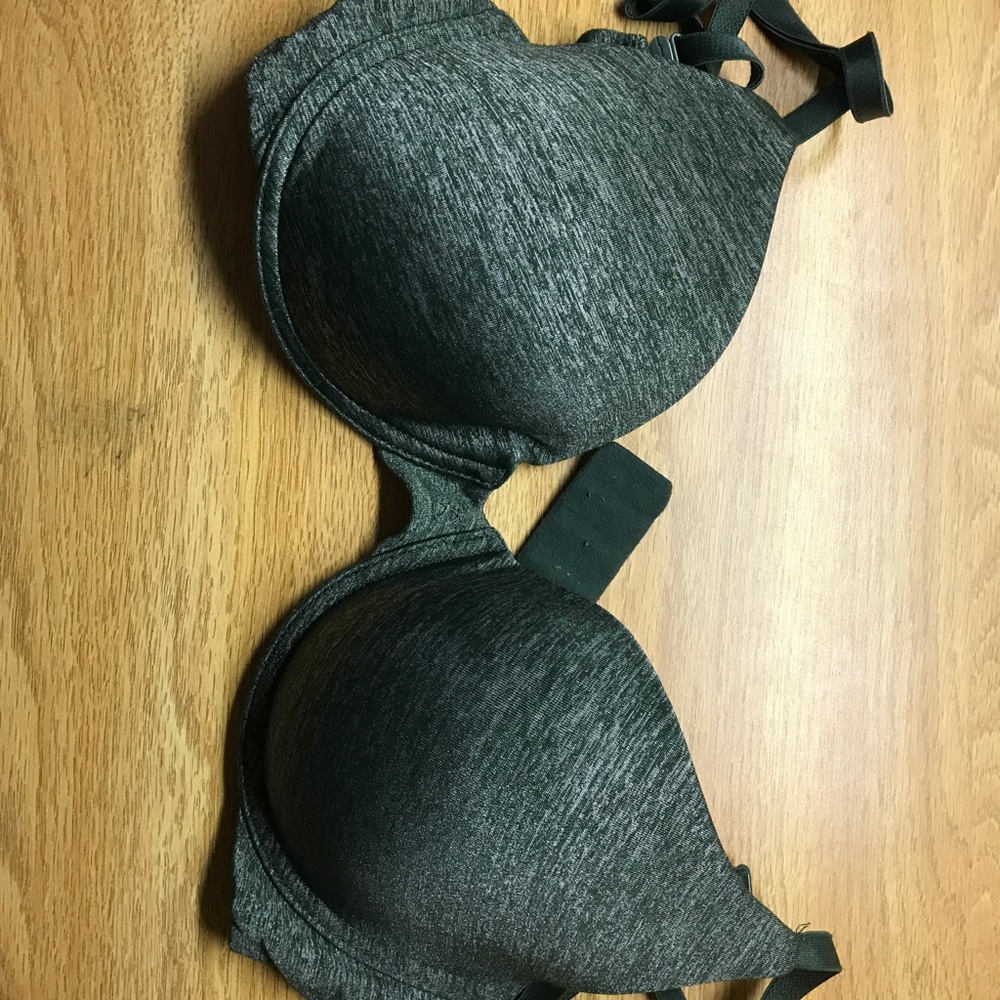 VICTORIA SECRET BRA BUNDLE