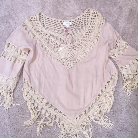 Tops - Oatmeal color crochet top!