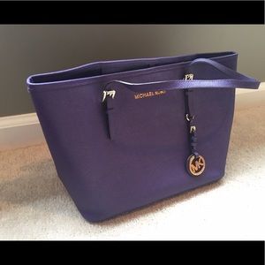 Michael Kors Jet Set Tote (small)