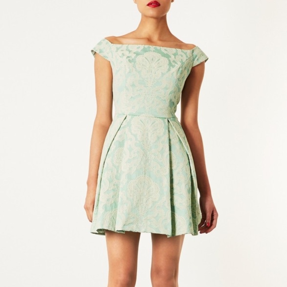 NWOT Topshop Debutante Off The Shoulder Prom Dress