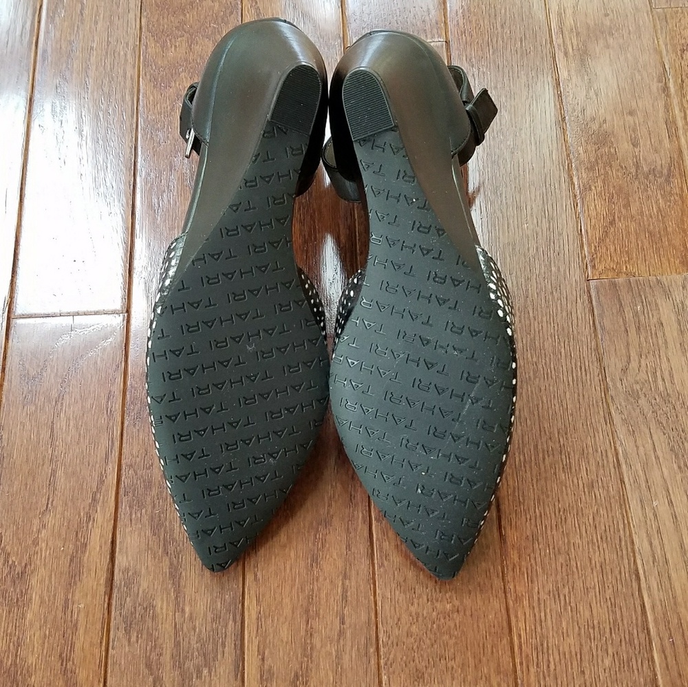 Tahari wedges - Picture 3 of 4