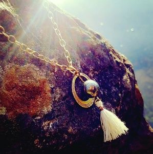 Newfangled Fete 🥀 Contemporary Pyrite Necklace