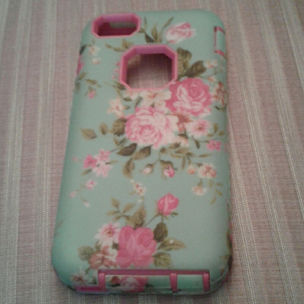 IPhone 5s cover, FREE W/ PURCHASE OF <$10