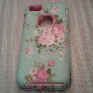 IPhone 5s cover, FREE W/ PURCHASE OF <$10