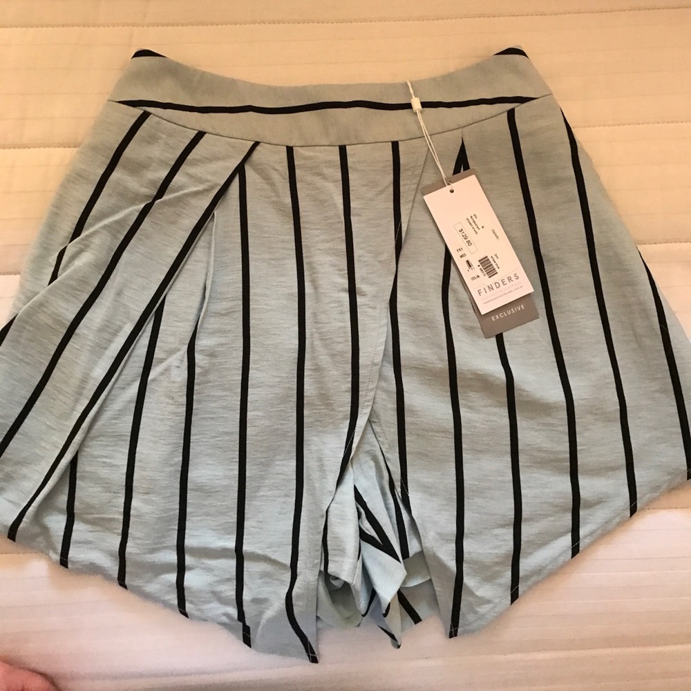 Finders keepers skort - Picture 1 of 4