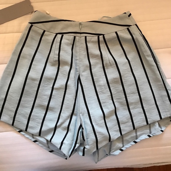 Finders keepers skort - Picture 4 of 4