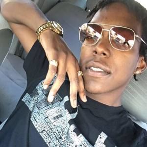 Meet your Posher, Molly