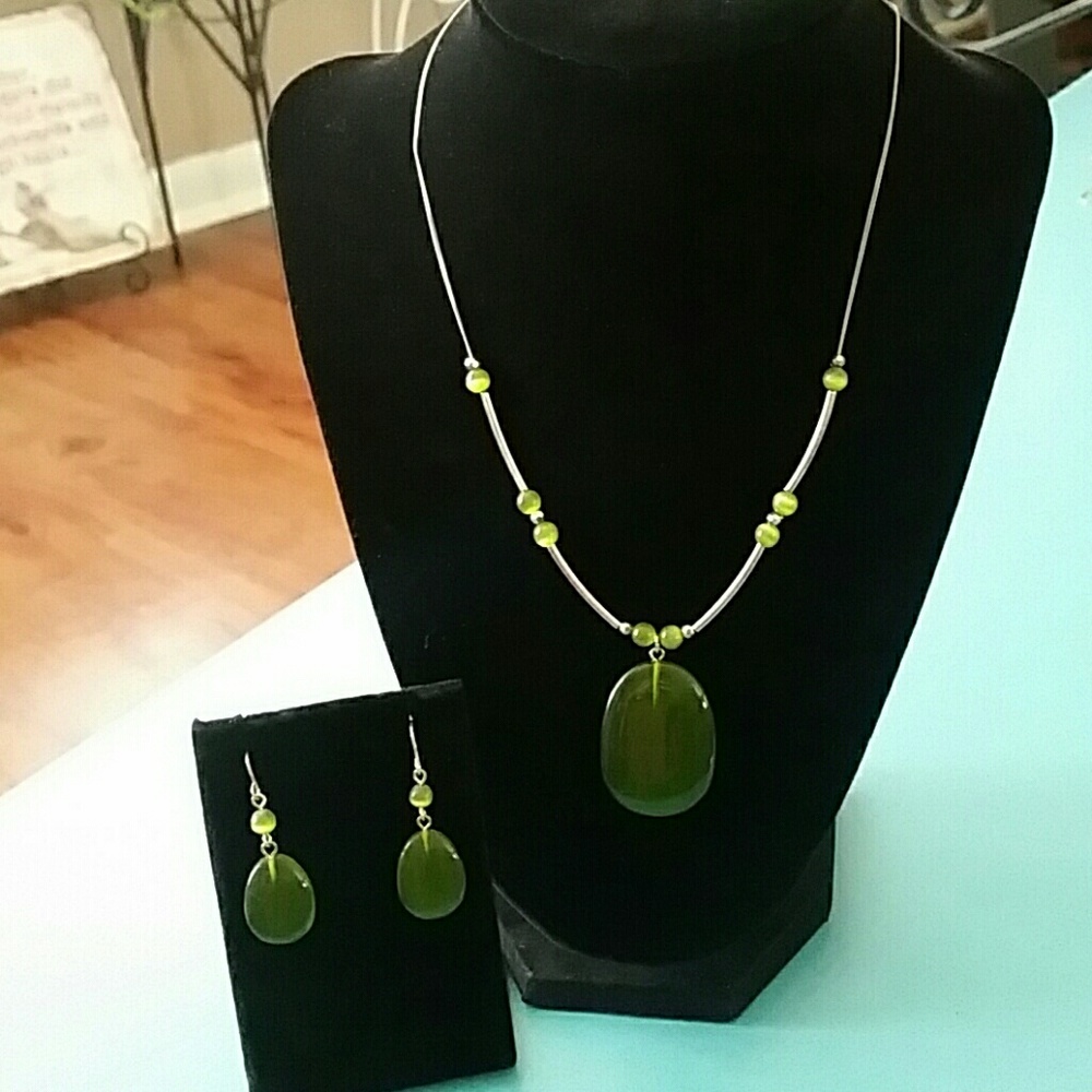Dark Green Stone Necklace and Earring Set