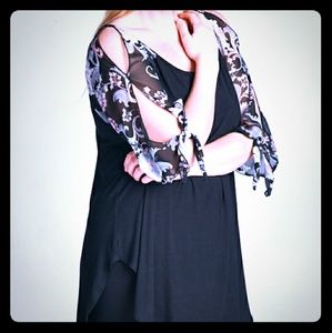 Womens Plus Open Shoulder Tunic with BowTie Sleeve