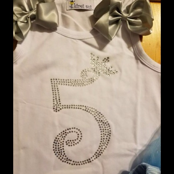 5th Birthday Snowflake Tutu Outfit - Picture 3 of 4