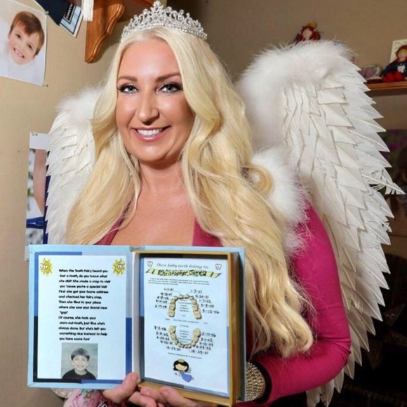 The Baby Teeth Keepsake Book for Boys - Picture 4 of 4