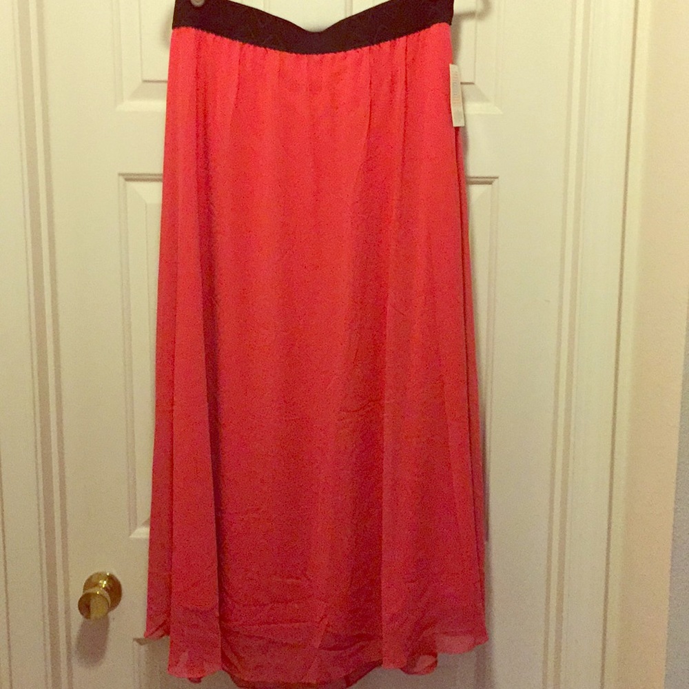 LuLaRoe Lucy Skirt