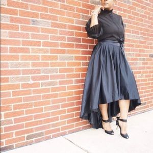 BLACK HIGH LOW SKIRT